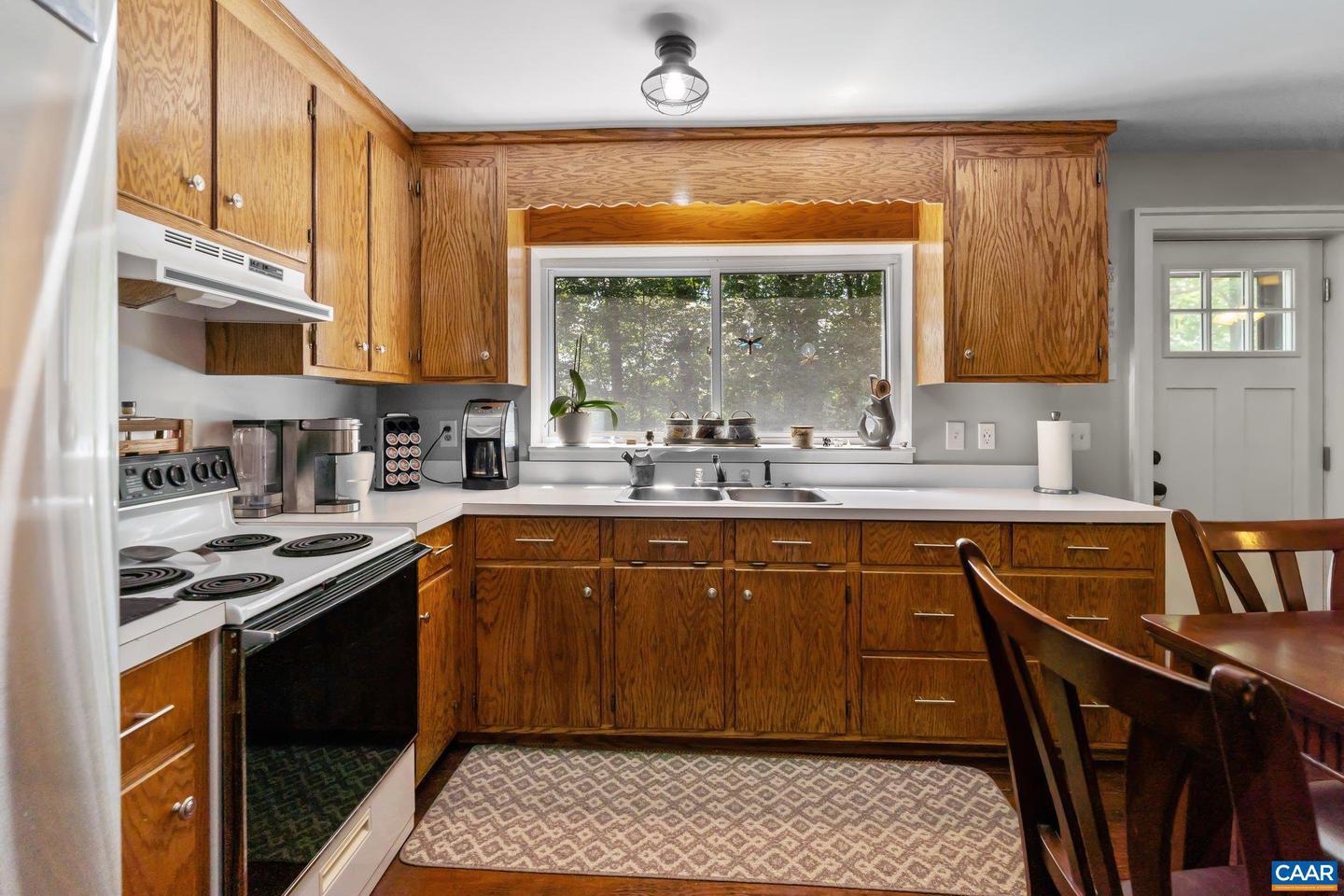 1376 WYATT MOUNTAIN RD, DYKE, Virginia 22935, 4 Bedrooms Bedrooms, ,4 BathroomsBathrooms,Residential,For sale,1376 WYATT MOUNTAIN RD,662920 MLS # 662920