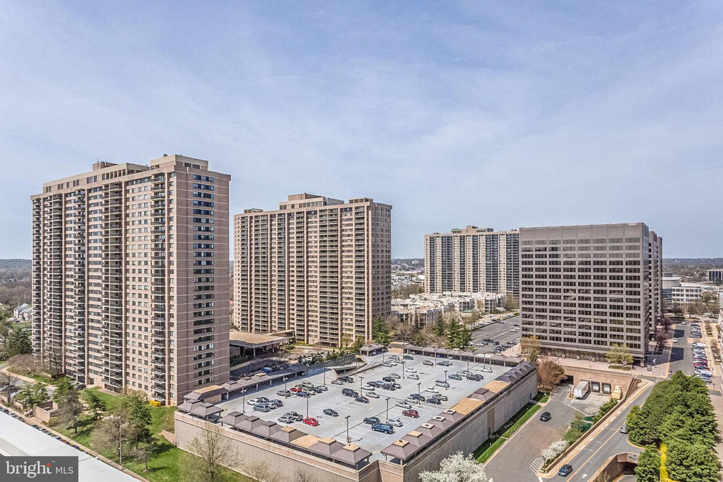 3709 S GEORGE MASON DR #1106 E, FALLS CHURCH, Virginia 22041, 3 Bedrooms Bedrooms, ,2 BathroomsBathrooms,Residential,For sale,3709 S GEORGE MASON DR #1106 E,VAFX2233192 MLS # VAFX2233192