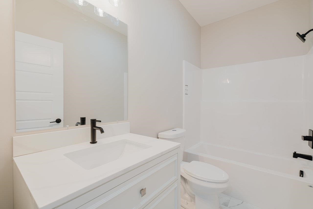 10270 DALMATIAN DR, MCGAHEYSVILLE, Virginia 22840, 3 Bedrooms Bedrooms, ,2 BathroomsBathrooms,Residential,10270 DALMATIAN DR,661104 MLS # 661104