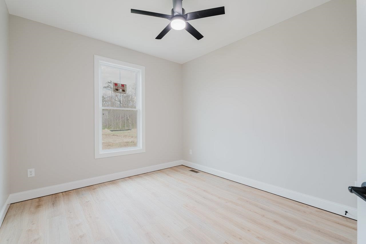 10270 DALMATIAN DR, MCGAHEYSVILLE, Virginia 22840, 3 Bedrooms Bedrooms, ,2 BathroomsBathrooms,Residential,10270 DALMATIAN DR,661104 MLS # 661104