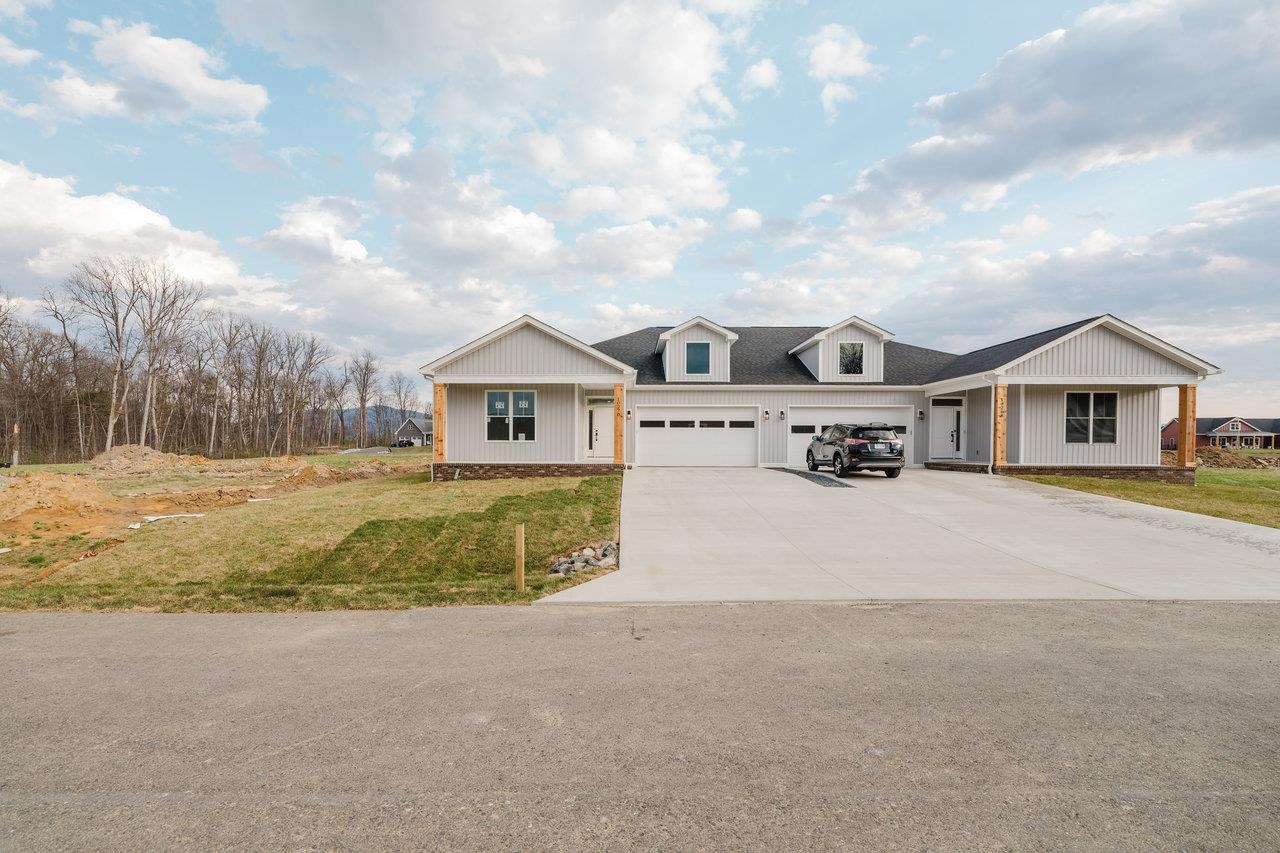10270 DALMATIAN DR, MCGAHEYSVILLE, Virginia 22840, 3 Bedrooms Bedrooms, ,2 BathroomsBathrooms,Residential,10270 DALMATIAN DR,661104 MLS # 661104
