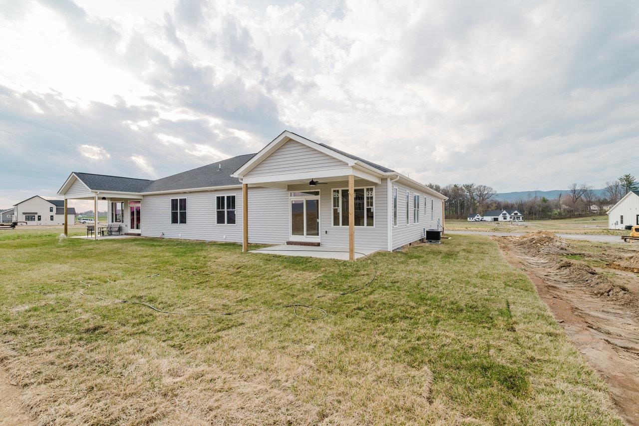 10270 DALMATIAN DR, MCGAHEYSVILLE, Virginia 22840, 3 Bedrooms Bedrooms, ,2 BathroomsBathrooms,Residential,10270 DALMATIAN DR,661104 MLS # 661104