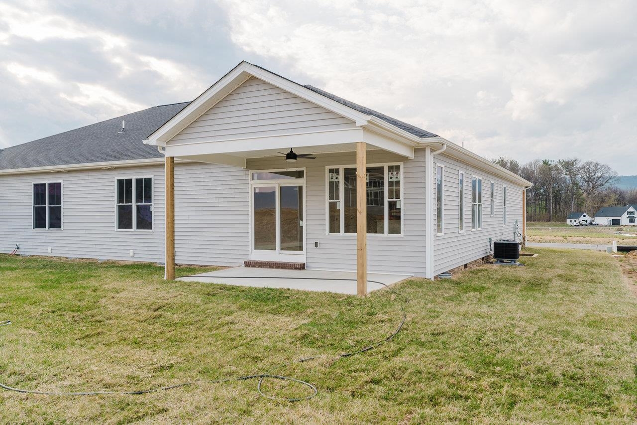 10270 DALMATIAN DR, MCGAHEYSVILLE, Virginia 22840, 3 Bedrooms Bedrooms, ,2 BathroomsBathrooms,Residential,10270 DALMATIAN DR,661104 MLS # 661104