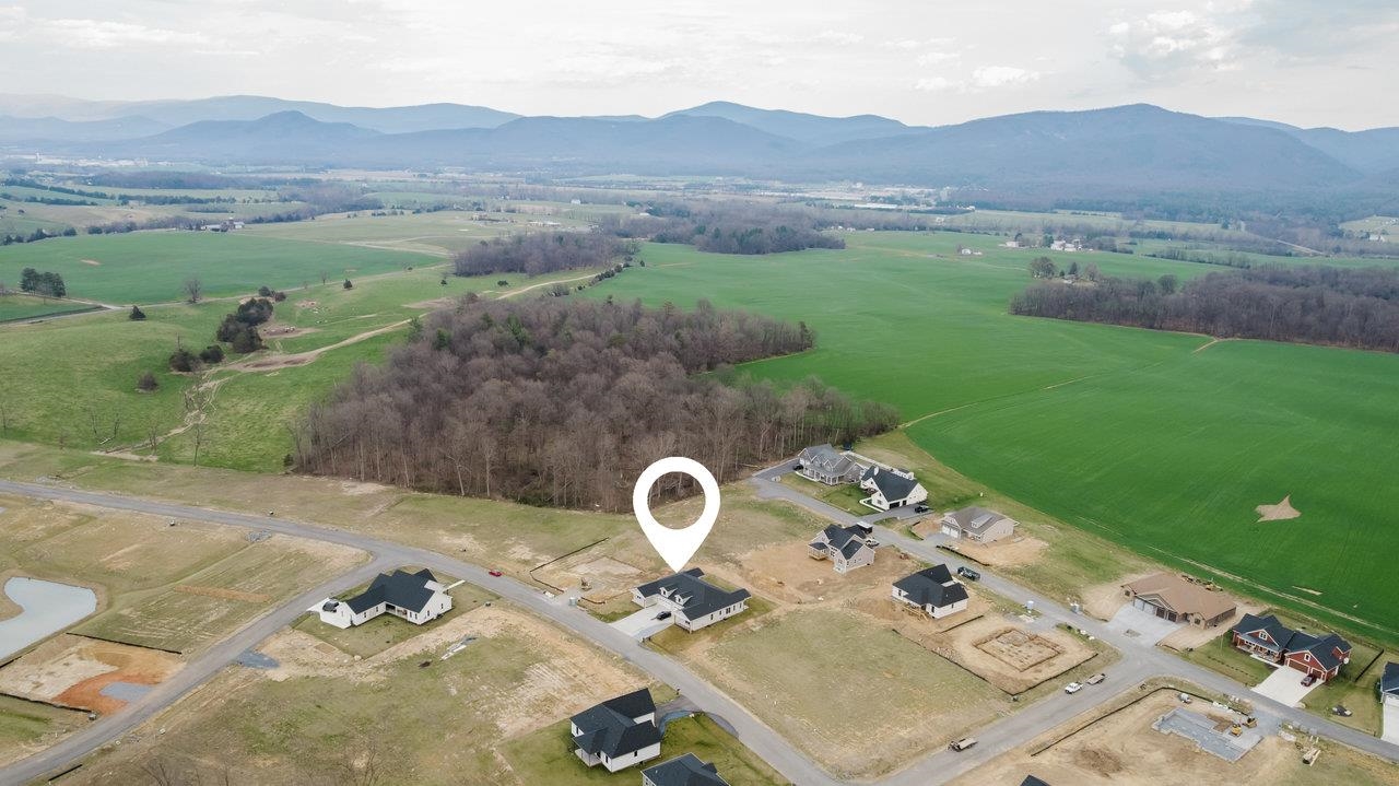 10270 DALMATIAN DR, MCGAHEYSVILLE, Virginia 22840, 3 Bedrooms Bedrooms, ,2 BathroomsBathrooms,Residential,10270 DALMATIAN DR,661104 MLS # 661104