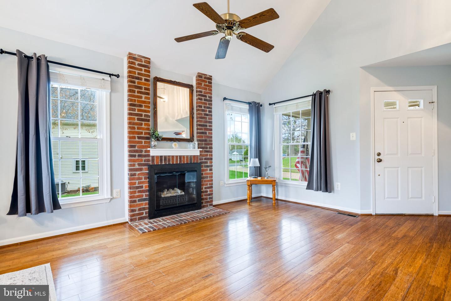 3224 KINROSS CIR, HERNDON, Virginia 20171, 4 Bedrooms Bedrooms, ,3 BathroomsBathrooms,Residential,For sale,3224 KINROSS CIR,VAFX2233612 MLS # VAFX2233612
