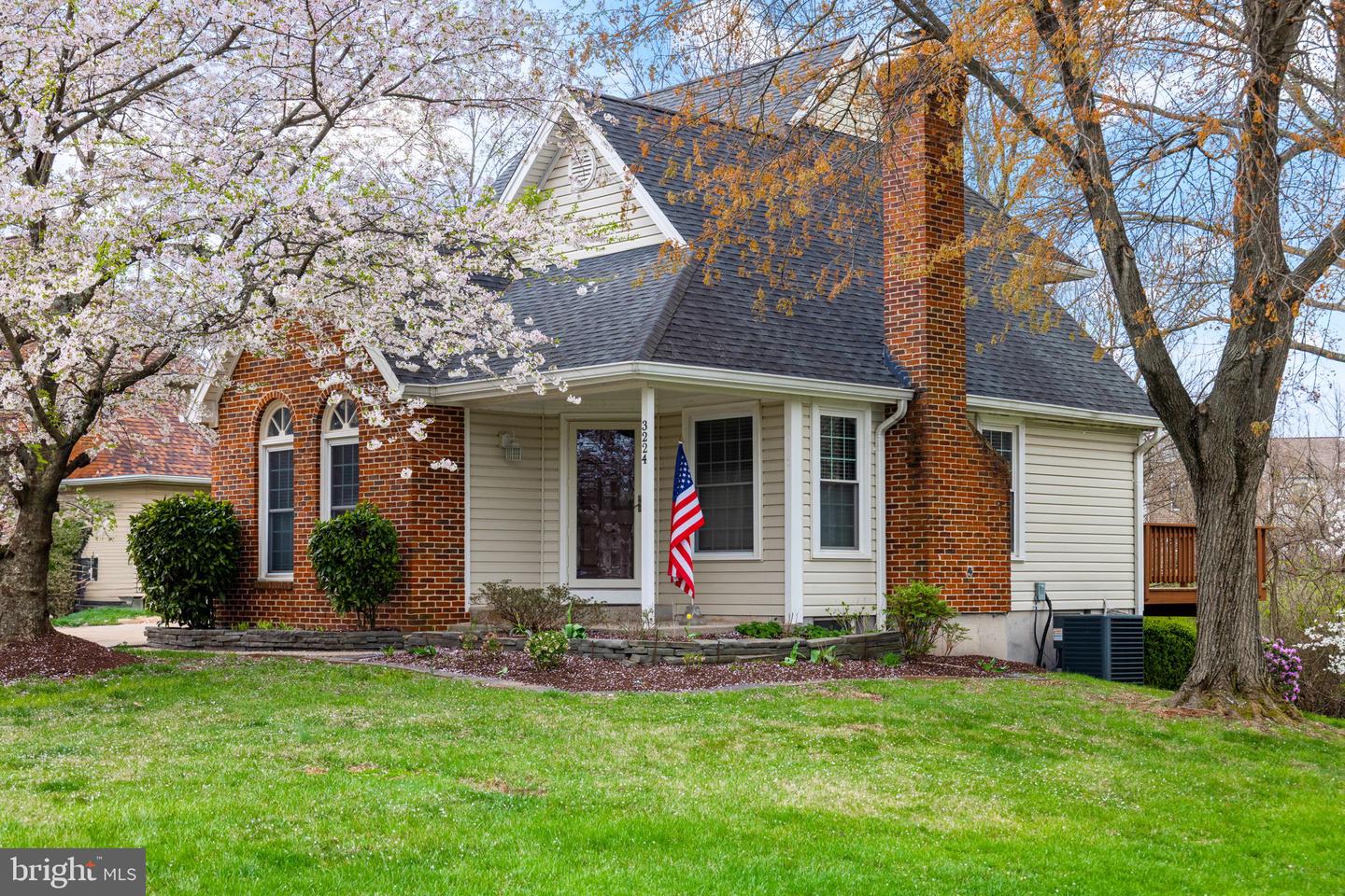 3224 KINROSS CIR, HERNDON, Virginia 20171, 4 Bedrooms Bedrooms, ,3 BathroomsBathrooms,Residential,For sale,3224 KINROSS CIR,VAFX2233612 MLS # VAFX2233612