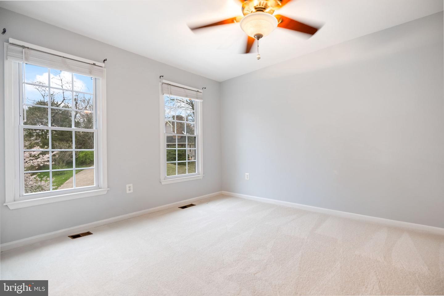 3224 KINROSS CIR, HERNDON, Virginia 20171, 4 Bedrooms Bedrooms, ,3 BathroomsBathrooms,Residential,For sale,3224 KINROSS CIR,VAFX2233612 MLS # VAFX2233612