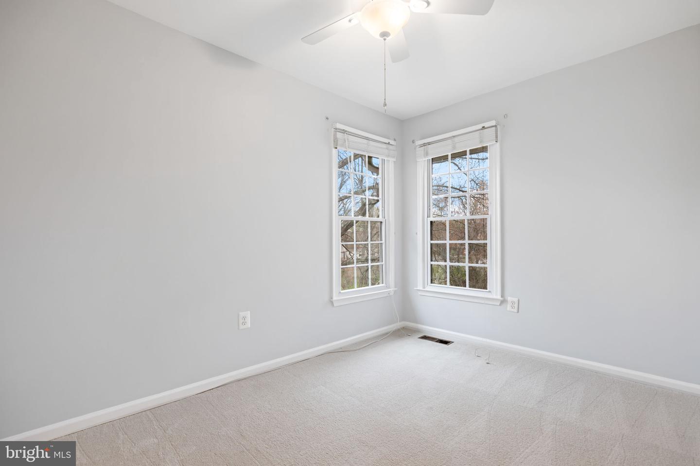 3224 KINROSS CIR, HERNDON, Virginia 20171, 4 Bedrooms Bedrooms, ,3 BathroomsBathrooms,Residential,For sale,3224 KINROSS CIR,VAFX2233612 MLS # VAFX2233612