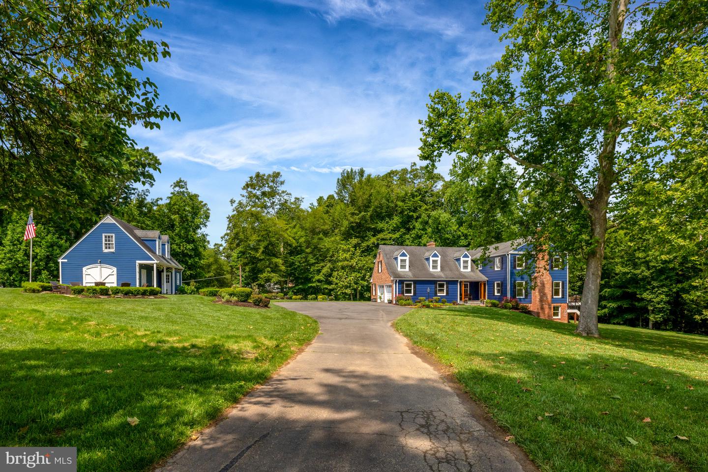 218 WALKER RD, GREAT FALLS, Virginia 22066, 5 Bedrooms Bedrooms, ,4 BathroomsBathrooms,Residential,For sale,218 WALKER RD,VAFX2236474 MLS # VAFX2236474