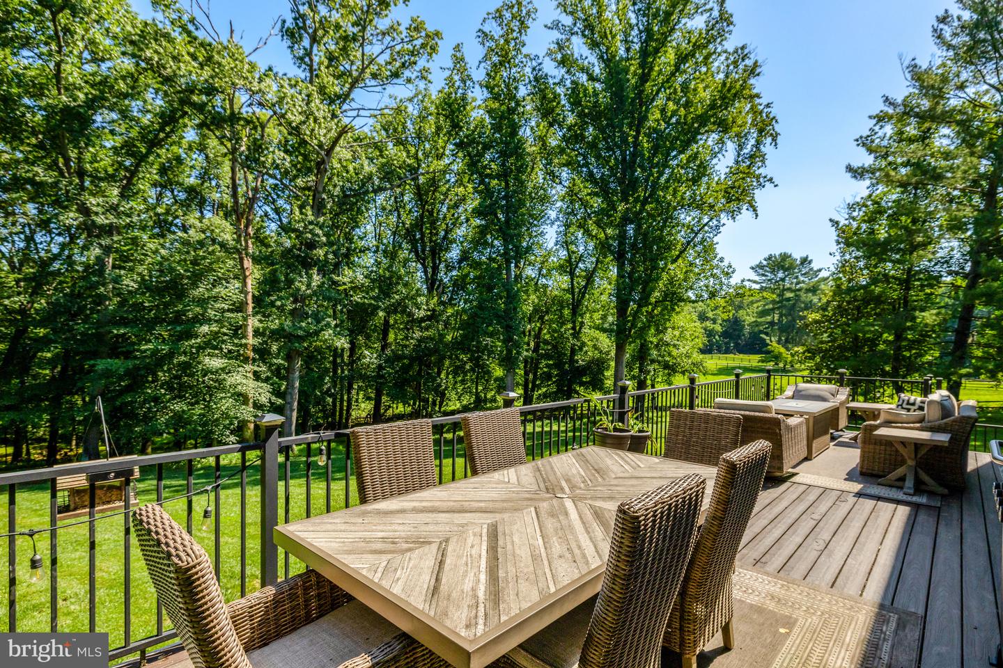 218 WALKER RD, GREAT FALLS, Virginia 22066, 5 Bedrooms Bedrooms, ,4 BathroomsBathrooms,Residential,For sale,218 WALKER RD,VAFX2236474 MLS # VAFX2236474
