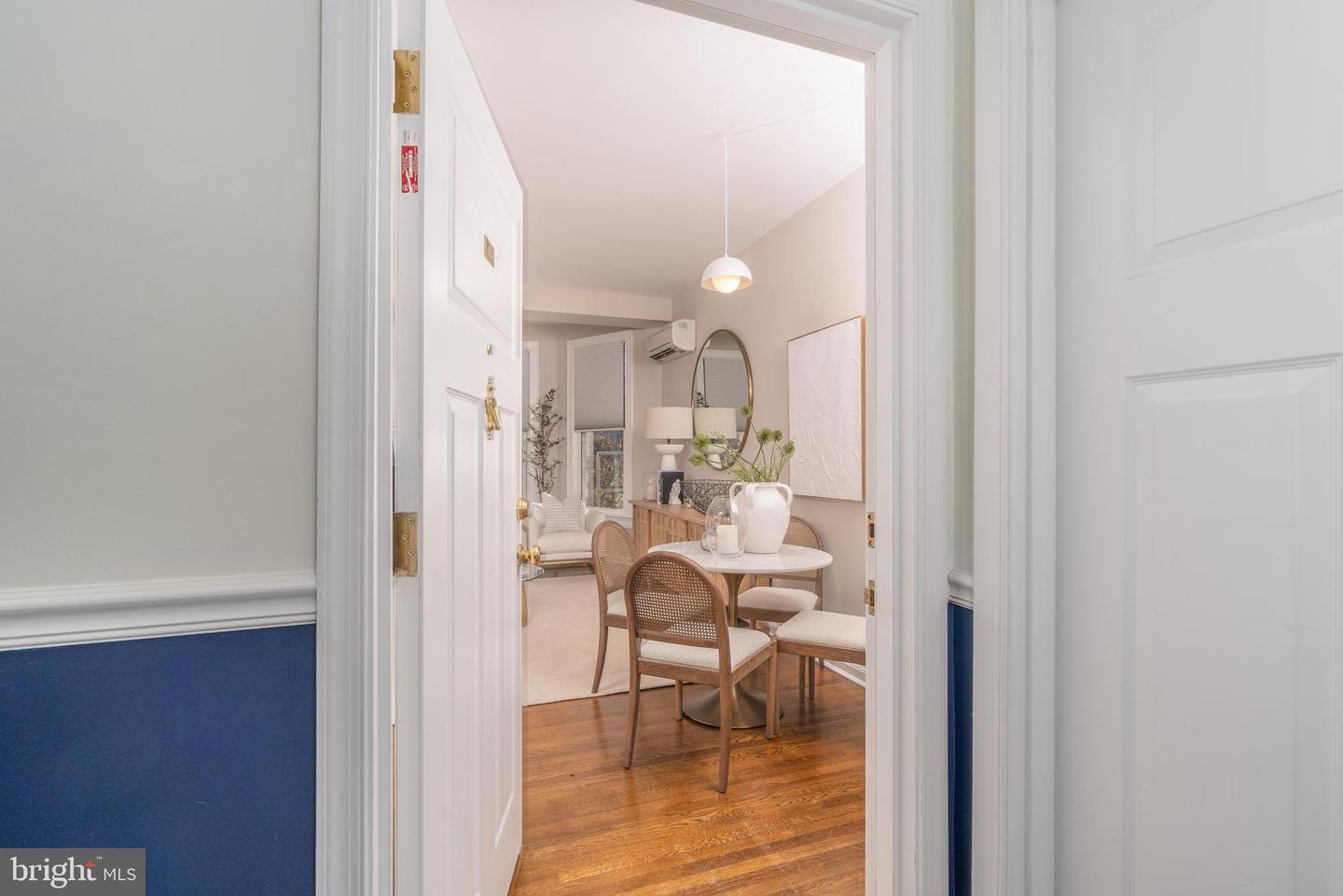 1300 MASSACHUSETTS AVE NW #302, WASHINGTON, District Of Columbia 20005, 1 Bedroom Bedrooms, 5 Rooms Rooms,1 BathroomBathrooms,Residential,For sale,1300 MASSACHUSETTS AVE NW #302,DCDC2198038 MLS # DCDC2198038
