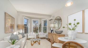 1300 MASSACHUSETTS AVE NW #302, WASHINGTON, District Of Columbia 20005, 1 Bedroom Bedrooms, 5 Rooms Rooms,1 BathroomBathrooms,Residential,For sale,1300 MASSACHUSETTS AVE NW #302,DCDC2198038 MLS # DCDC2198038