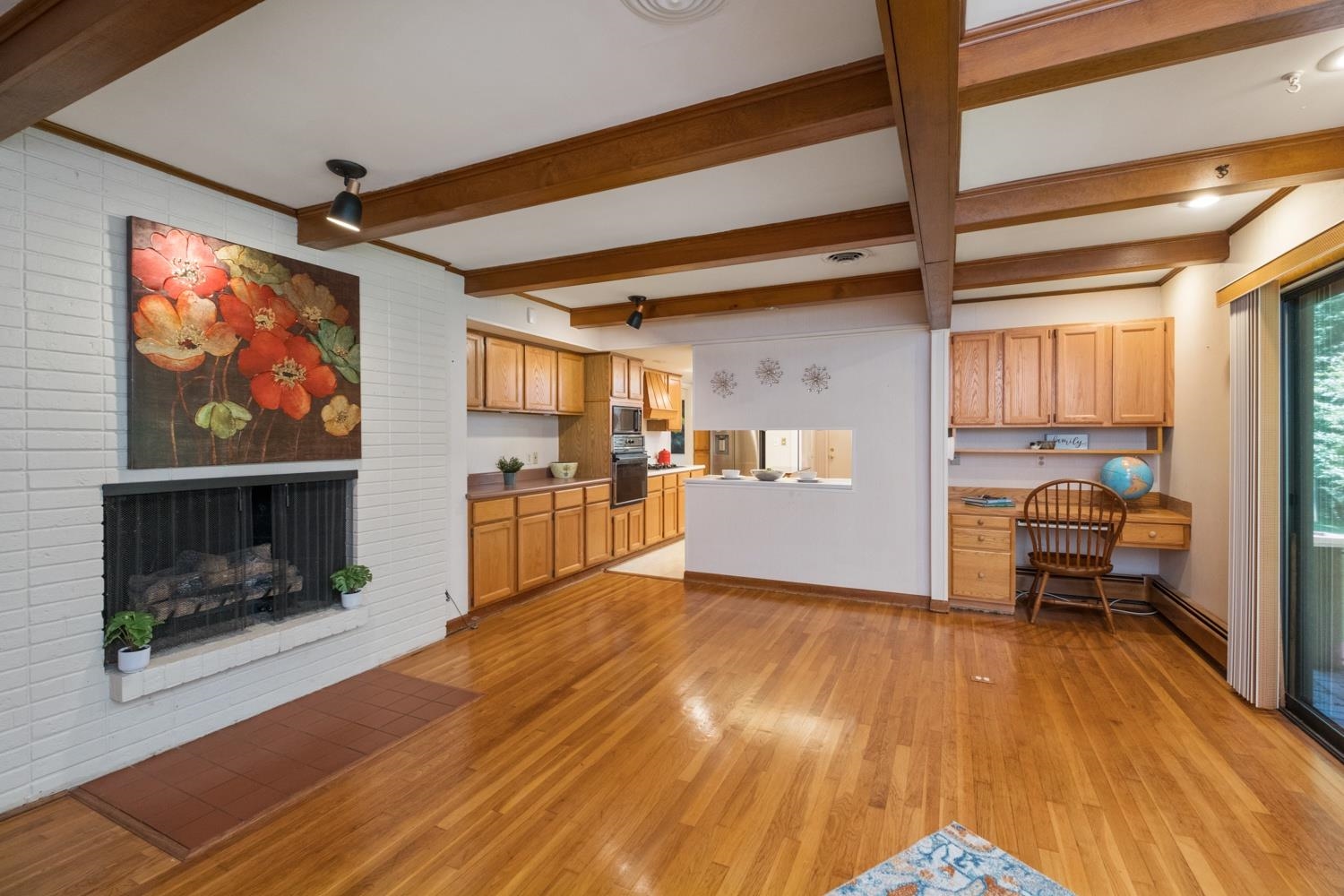 616 LYNN LN, WAYNESBORO, Virginia 22980, 3 Bedrooms Bedrooms, ,1 BathroomBathrooms,Residential,616 LYNN LN,666096 MLS # 666096