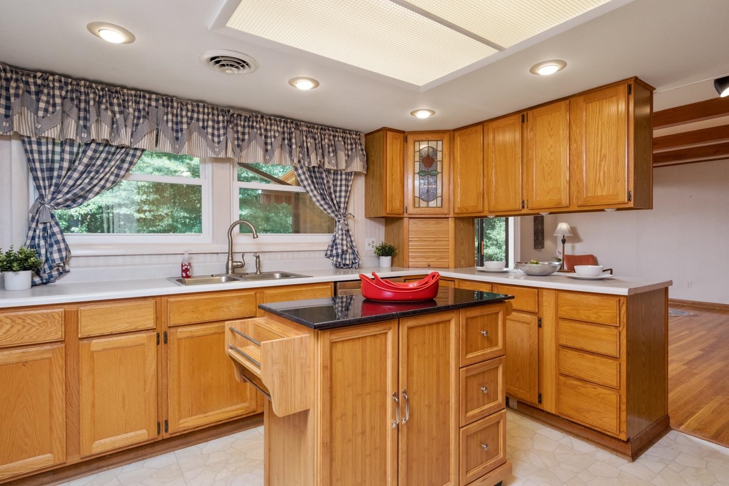 616 LYNN LN, WAYNESBORO, Virginia 22980, 3 Bedrooms Bedrooms, ,1 BathroomBathrooms,Residential,616 LYNN LN,666096 MLS # 666096