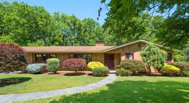 616 LYNN LN, WAYNESBORO, Virginia 22980, 3 Bedrooms Bedrooms, ,1 BathroomBathrooms,Residential,616 LYNN LN,666096 MLS # 666096