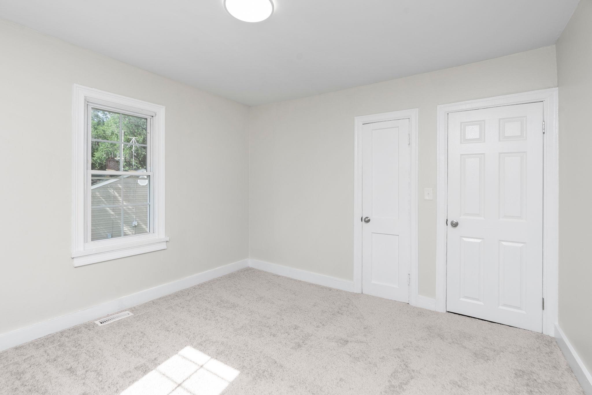 53 WOODCREST RD, STAUNTON, Virginia 24401, 3 Bedrooms Bedrooms, ,1 BathroomBathrooms,Residential,53 WOODCREST RD,666105 MLS # 666105