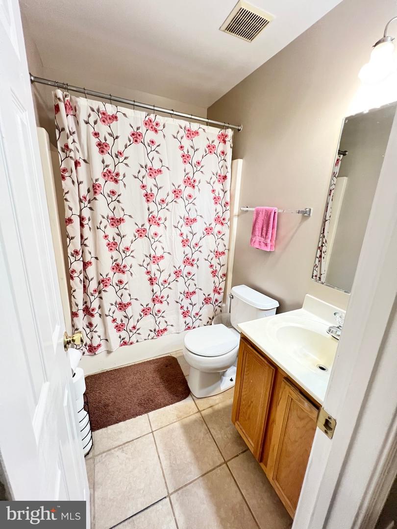 346 MOSEBY CT #24, MANASSAS PARK, Virginia 20111, 3 Bedrooms Bedrooms, ,3 BathroomsBathrooms,Residential,For sale,346 MOSEBY CT #24,VAMP2003052 MLS # VAMP2003052