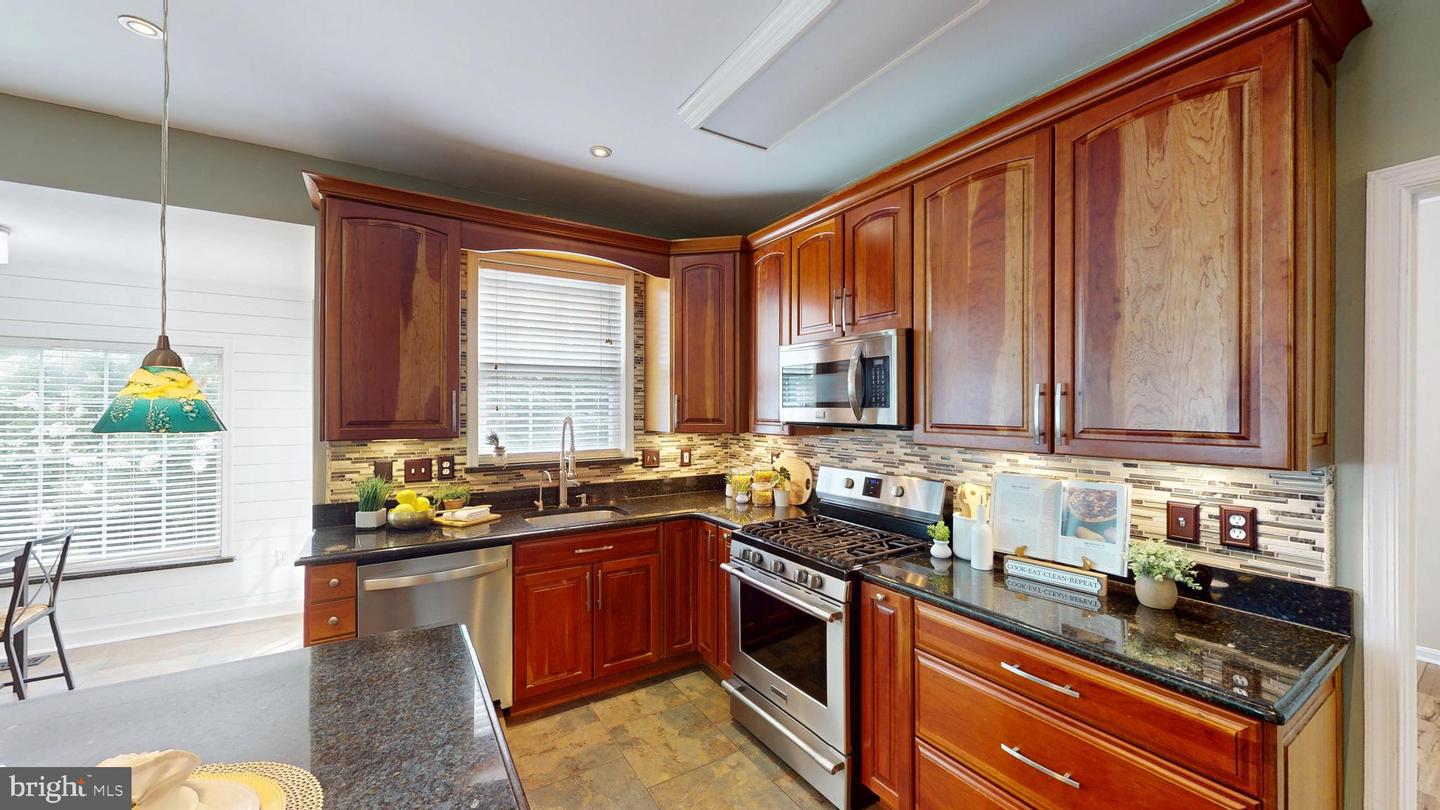 32 MISTY CREEK LN, FREDERICKSBURG, Virginia 22406, 5 Bedrooms Bedrooms, ,3 BathroomsBathrooms,Residential,For sale,32 MISTY CREEK LN,VAST2039236 MLS # VAST2039236