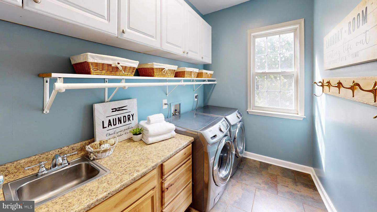 32 MISTY CREEK LN, FREDERICKSBURG, Virginia 22406, 5 Bedrooms Bedrooms, ,3 BathroomsBathrooms,Residential,For sale,32 MISTY CREEK LN,VAST2039236 MLS # VAST2039236