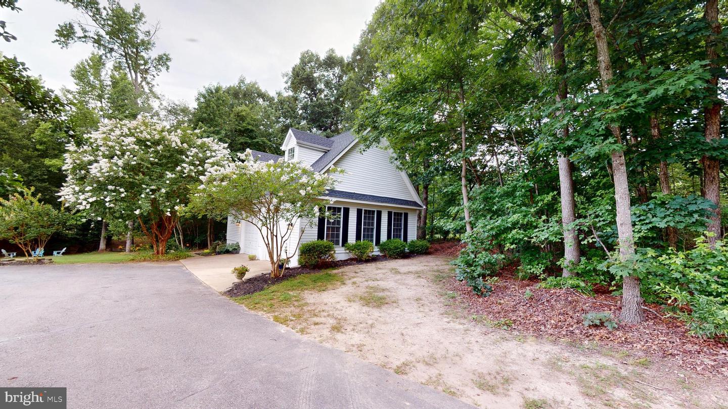 32 MISTY CREEK LN, FREDERICKSBURG, Virginia 22406, 5 Bedrooms Bedrooms, ,3 BathroomsBathrooms,Residential,For sale,32 MISTY CREEK LN,VAST2039236 MLS # VAST2039236