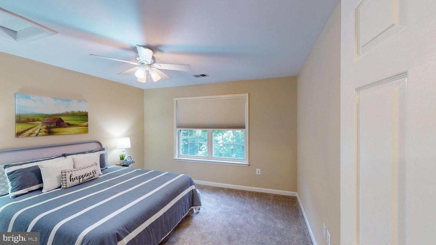 32 MISTY CREEK LN, FREDERICKSBURG, Virginia 22406, 5 Bedrooms Bedrooms, ,3 BathroomsBathrooms,Residential,For sale,32 MISTY CREEK LN,VAST2039236 MLS # VAST2039236