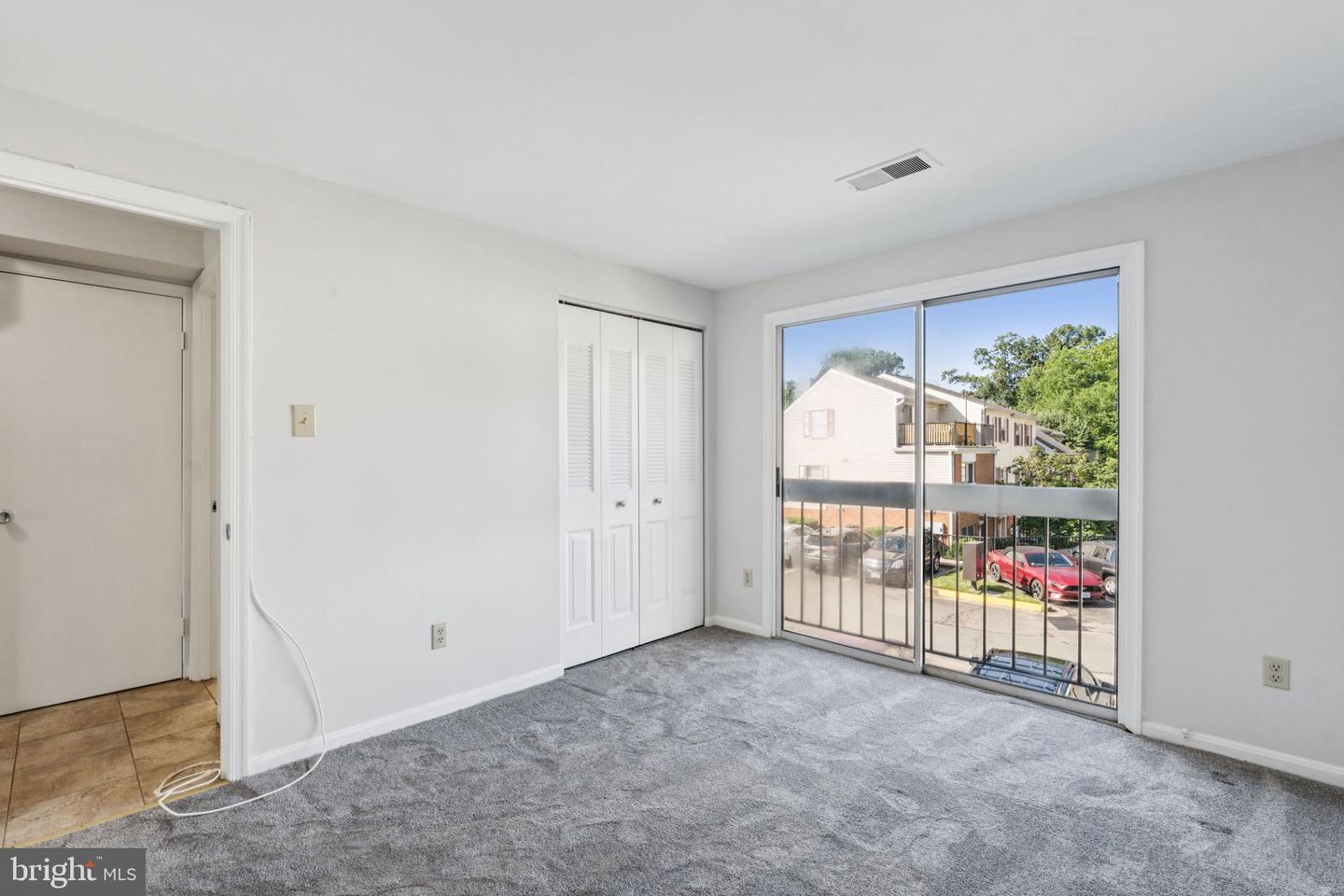 132 N BEDFORD ST #B, ARLINGTON, Virginia 22201, 2 Bedrooms Bedrooms, ,2 BathroomsBathrooms,Residential,For sale,132 N BEDFORD ST #B,VAAR2058502 MLS # VAAR2058502