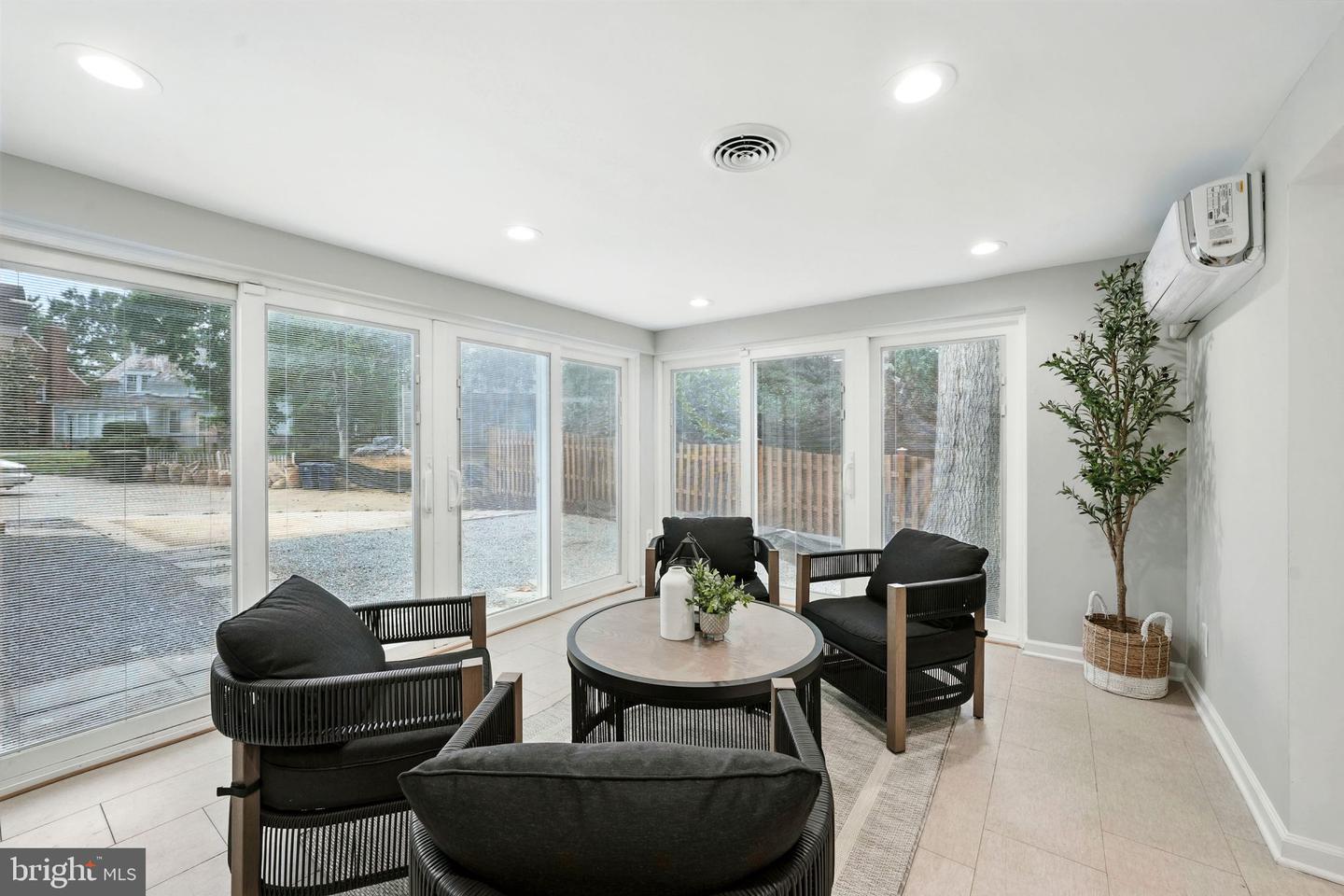 1821 SHEPHERD ST NE, WASHINGTON, District Of Columbia 20018, 4 Bedrooms Bedrooms, ,2 BathroomsBathrooms,Residential,For sale,1821 SHEPHERD ST NE,DCDC2204036 MLS # DCDC2204036