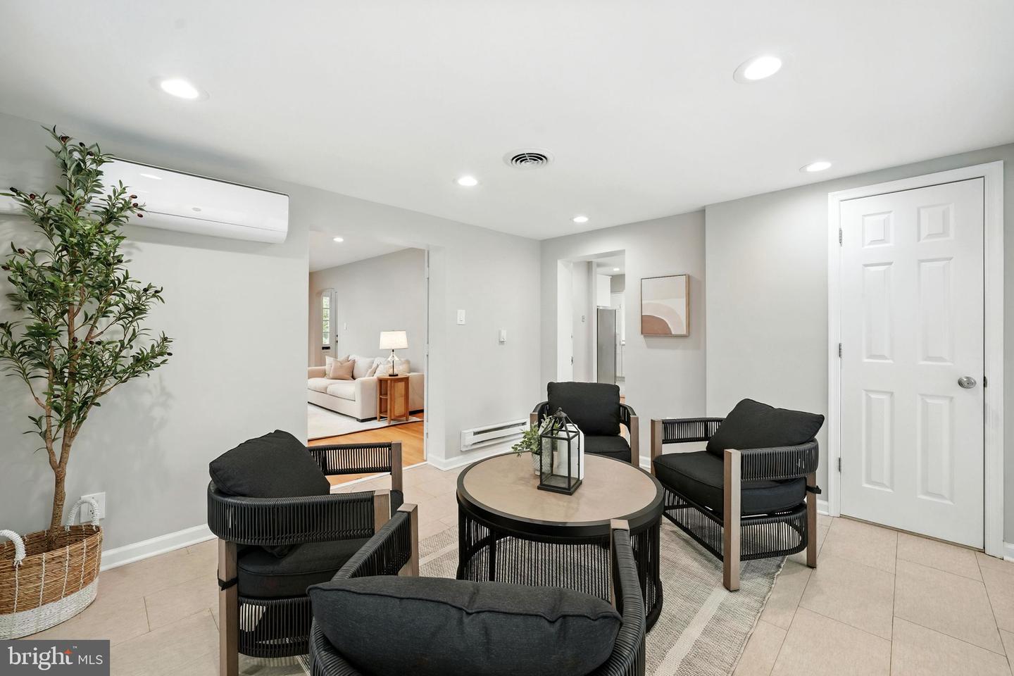 1821 SHEPHERD ST NE, WASHINGTON, District Of Columbia 20018, 4 Bedrooms Bedrooms, ,2 BathroomsBathrooms,Residential,For sale,1821 SHEPHERD ST NE,DCDC2204036 MLS # DCDC2204036