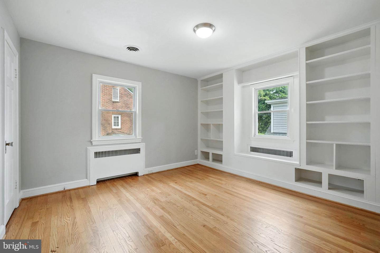 1821 SHEPHERD ST NE, WASHINGTON, District Of Columbia 20018, 4 Bedrooms Bedrooms, ,2 BathroomsBathrooms,Residential,For sale,1821 SHEPHERD ST NE,DCDC2204036 MLS # DCDC2204036
