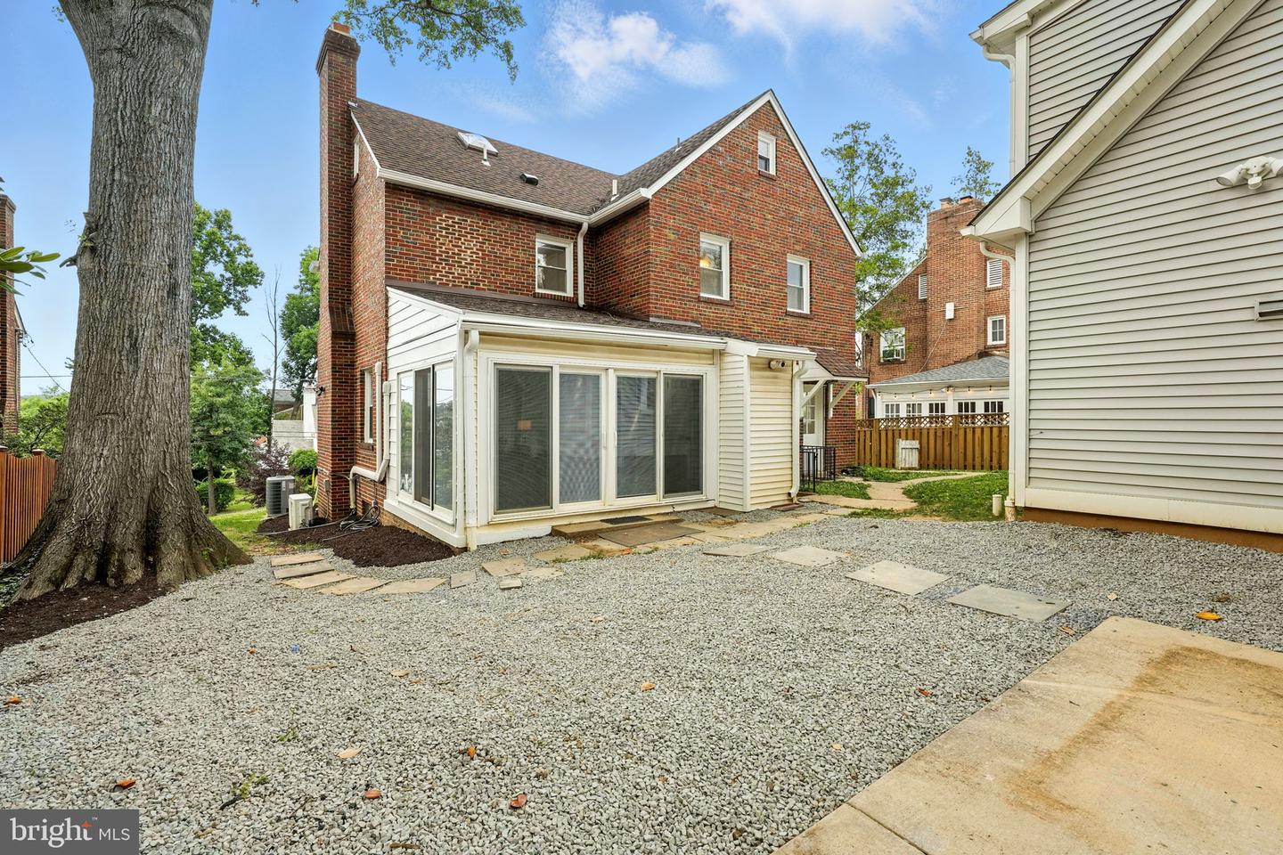 1821 SHEPHERD ST NE, WASHINGTON, District Of Columbia 20018, 4 Bedrooms Bedrooms, ,2 BathroomsBathrooms,Residential,For sale,1821 SHEPHERD ST NE,DCDC2204036 MLS # DCDC2204036