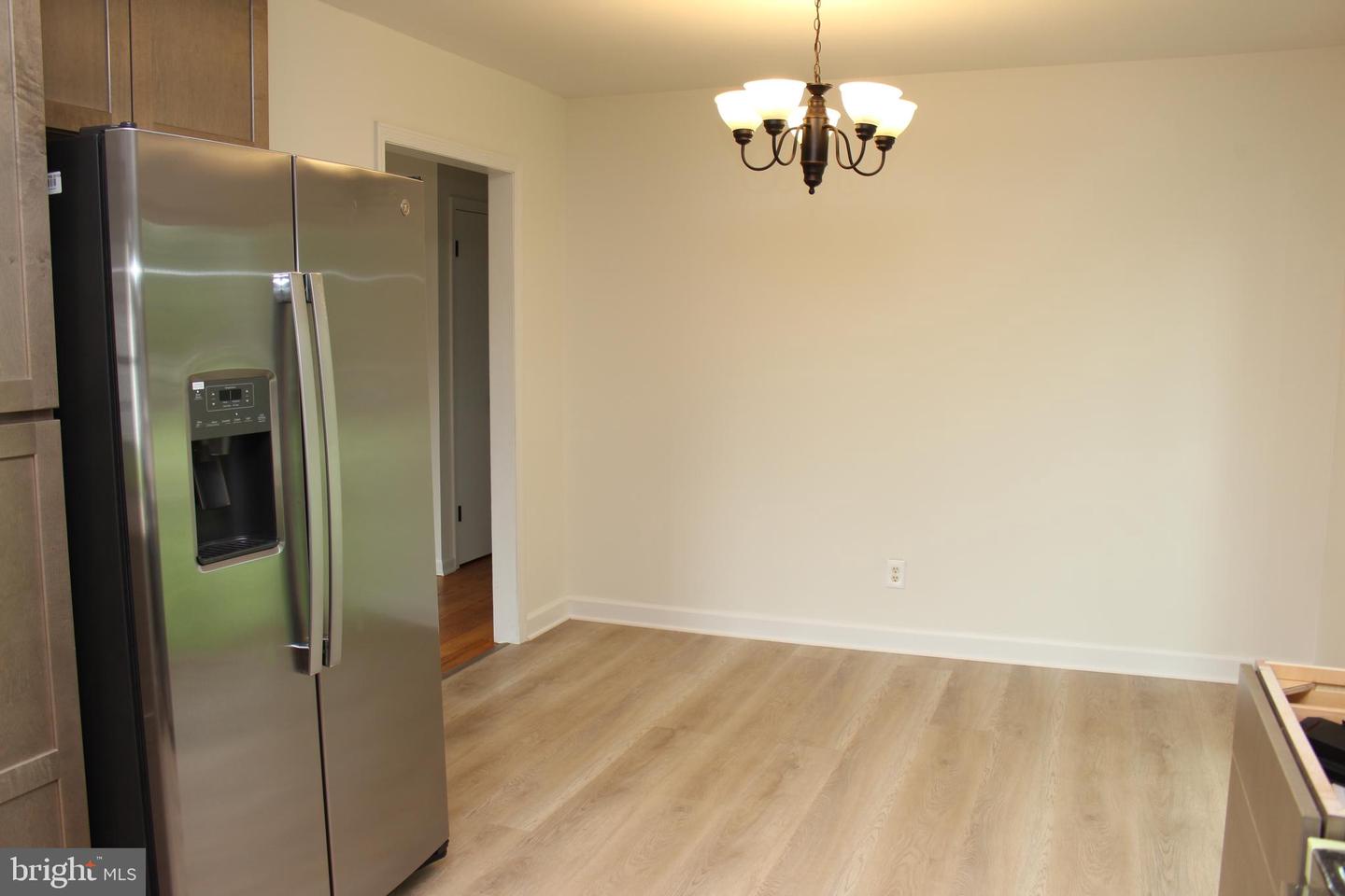803 GRAFTON ST, FREDERICKSBURG, Virginia 22405, 3 Bedrooms Bedrooms, ,1 BathroomBathrooms,Residential,For sale,803 GRAFTON ST,VAST2039488 MLS # VAST2039488