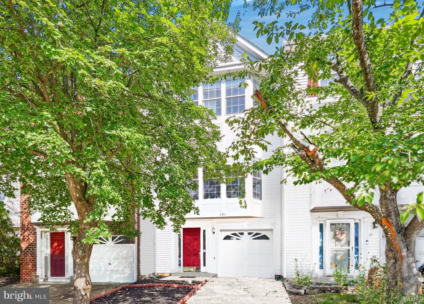 2441 WHEAT MEADOW CIR, HERNDON, Virginia 20171, 3 Bedrooms Bedrooms, ,2 BathroomsBathrooms,Residential,For sale,2441 WHEAT MEADOW CIR,VAFX2246246 MLS # VAFX2246246