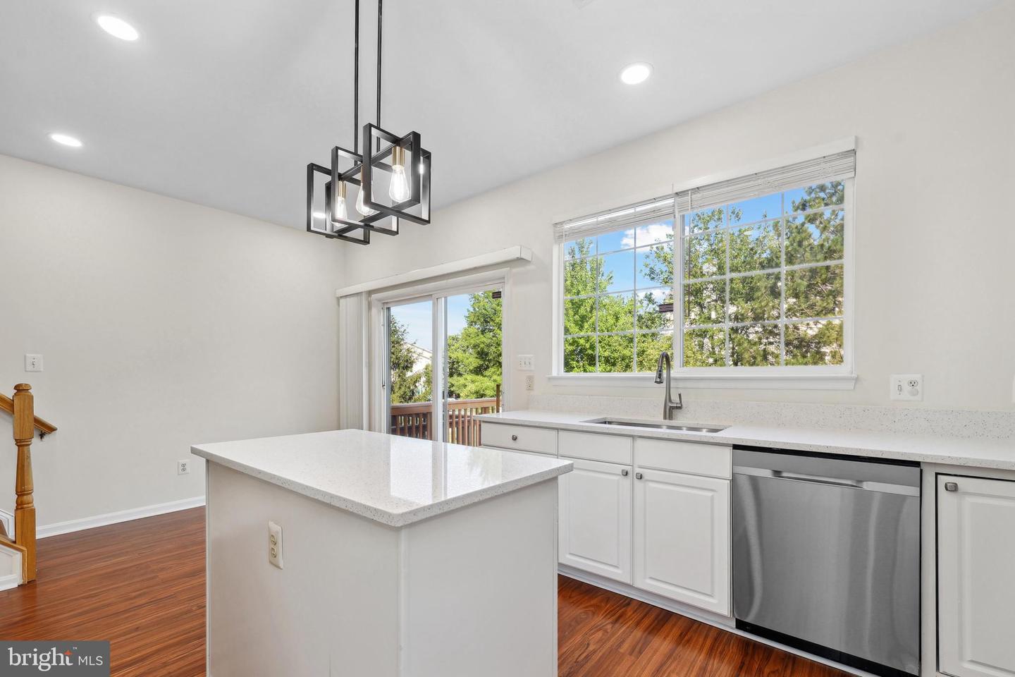 2441 WHEAT MEADOW CIR, HERNDON, Virginia 20171, 3 Bedrooms Bedrooms, ,2 BathroomsBathrooms,Residential,For sale,2441 WHEAT MEADOW CIR,VAFX2246246 MLS # VAFX2246246