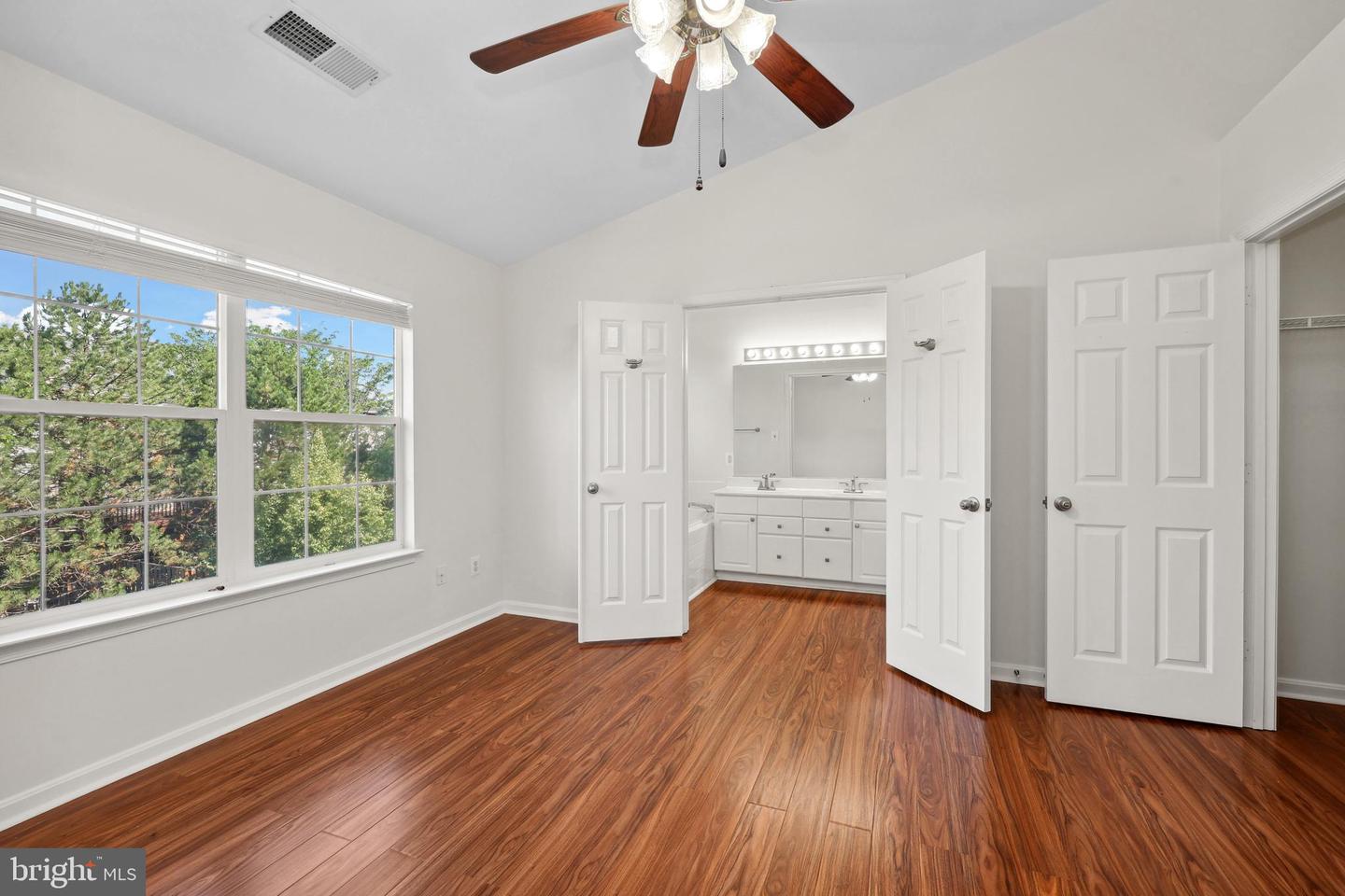 2441 WHEAT MEADOW CIR, HERNDON, Virginia 20171, 3 Bedrooms Bedrooms, ,2 BathroomsBathrooms,Residential,For sale,2441 WHEAT MEADOW CIR,VAFX2246246 MLS # VAFX2246246