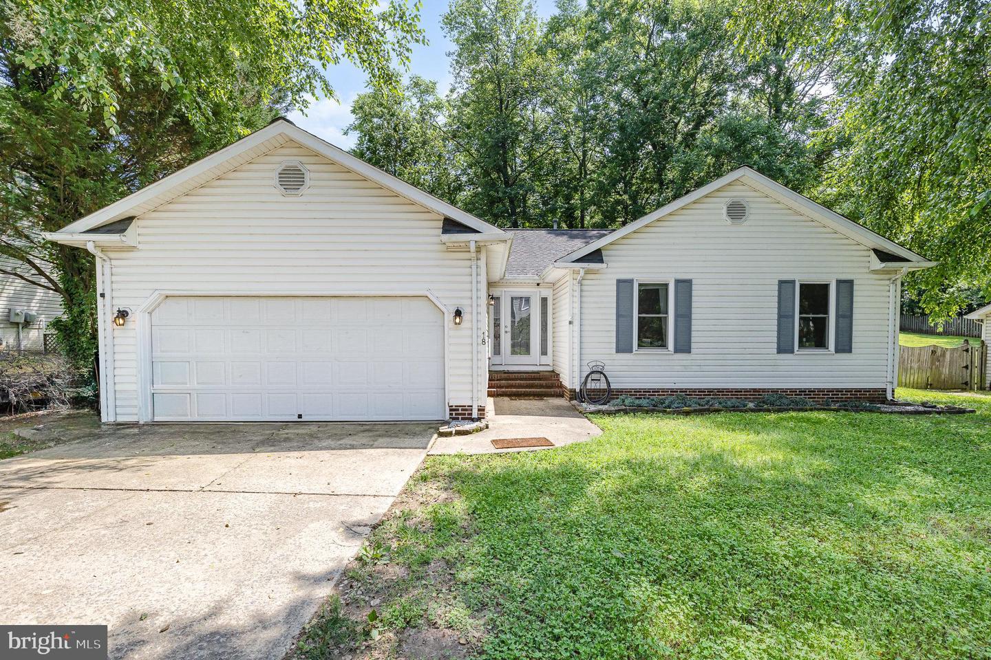 18 S POINTE LN, FREDERICKSBURG, Virginia 22405, 3 Bedrooms Bedrooms, ,2 BathroomsBathrooms,Residential,For sale,18 S POINTE LN,VAST2039668 MLS # VAST2039668