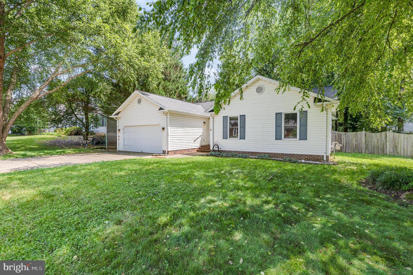 18 S POINTE LN, FREDERICKSBURG, Virginia 22405, 3 Bedrooms Bedrooms, ,2 BathroomsBathrooms,Residential,For sale,18 S POINTE LN,VAST2039668 MLS # VAST2039668