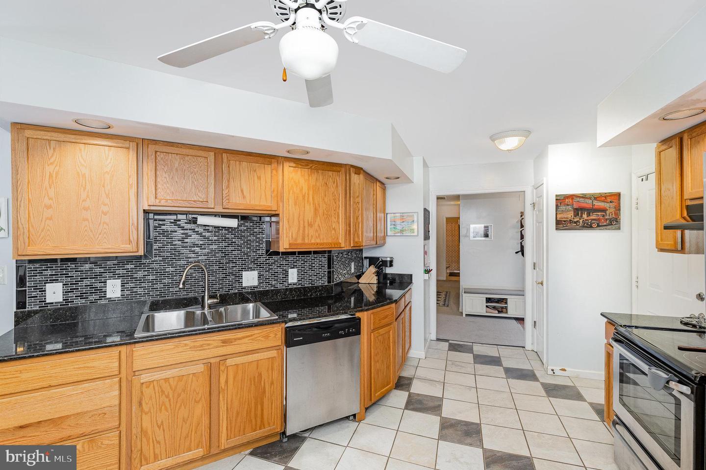 18 S POINTE LN, FREDERICKSBURG, Virginia 22405, 3 Bedrooms Bedrooms, ,2 BathroomsBathrooms,Residential,For sale,18 S POINTE LN,VAST2039668 MLS # VAST2039668