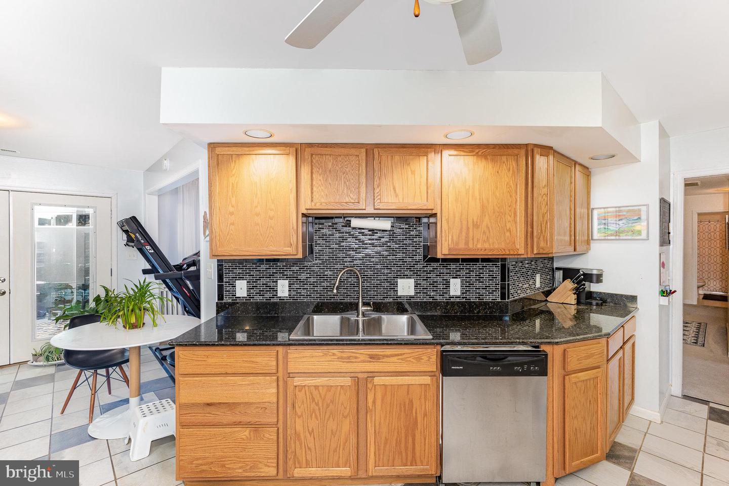 18 S POINTE LN, FREDERICKSBURG, Virginia 22405, 3 Bedrooms Bedrooms, ,2 BathroomsBathrooms,Residential,For sale,18 S POINTE LN,VAST2039668 MLS # VAST2039668