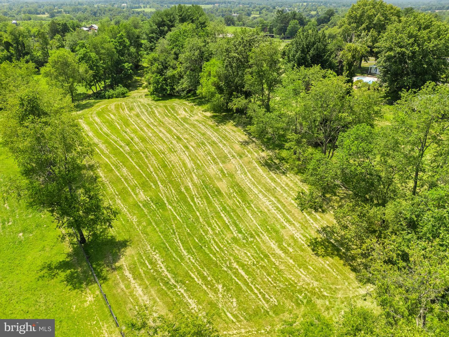 20400 BEAVERDAM BRIDGE RD, PURCELLVILLE, Virginia 20132, 3 Bedrooms Bedrooms, ,2 BathroomsBathrooms,Residential,For sale,20400 BEAVERDAM BRIDGE RD,VALO2099232 MLS # VALO2099232