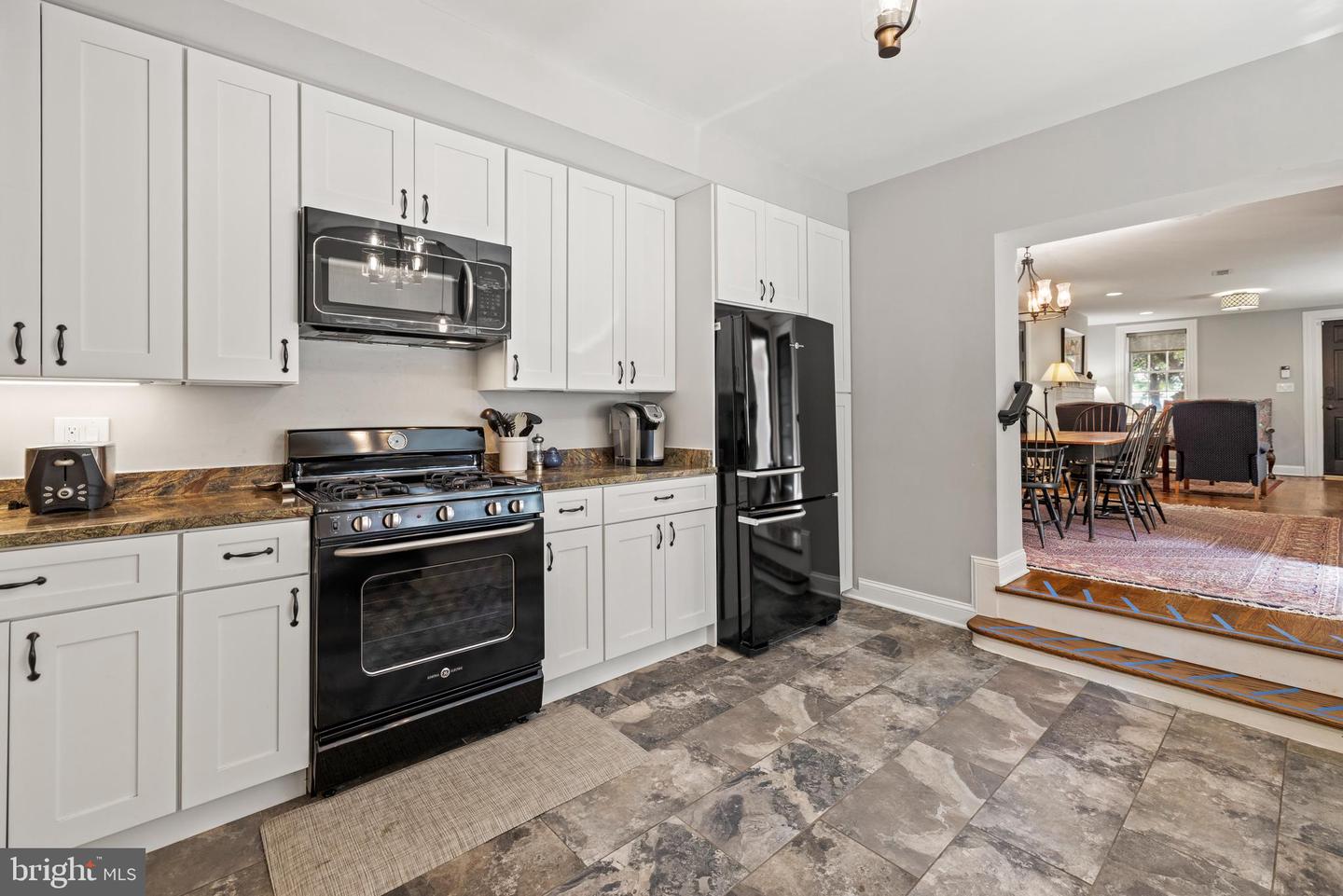 407 INDEPENDENCE AVE SE, WASHINGTON, District Of Columbia 20003, 4 Bedrooms Bedrooms, ,3 BathroomsBathrooms,Residential,For sale,407 INDEPENDENCE AVE SE,DCDC2205462 MLS # DCDC2205462