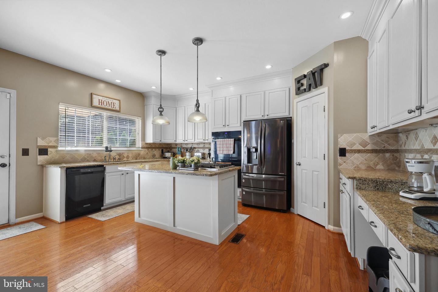 5959 LYCEUM LN, MANASSAS, Virginia 20112, 4 Bedrooms Bedrooms, ,4 BathroomsBathrooms,Residential,For sale,5959 LYCEUM LN,VAPW2097002 MLS # VAPW2097002