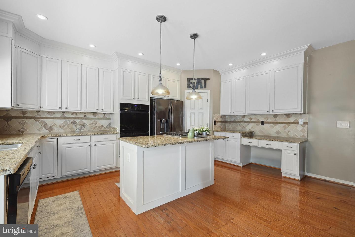 5959 LYCEUM LN, MANASSAS, Virginia 20112, 4 Bedrooms Bedrooms, ,4 BathroomsBathrooms,Residential,For sale,5959 LYCEUM LN,VAPW2097002 MLS # VAPW2097002