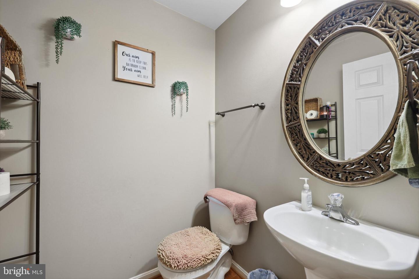 5959 LYCEUM LN, MANASSAS, Virginia 20112, 4 Bedrooms Bedrooms, ,4 BathroomsBathrooms,Residential,For sale,5959 LYCEUM LN,VAPW2097002 MLS # VAPW2097002