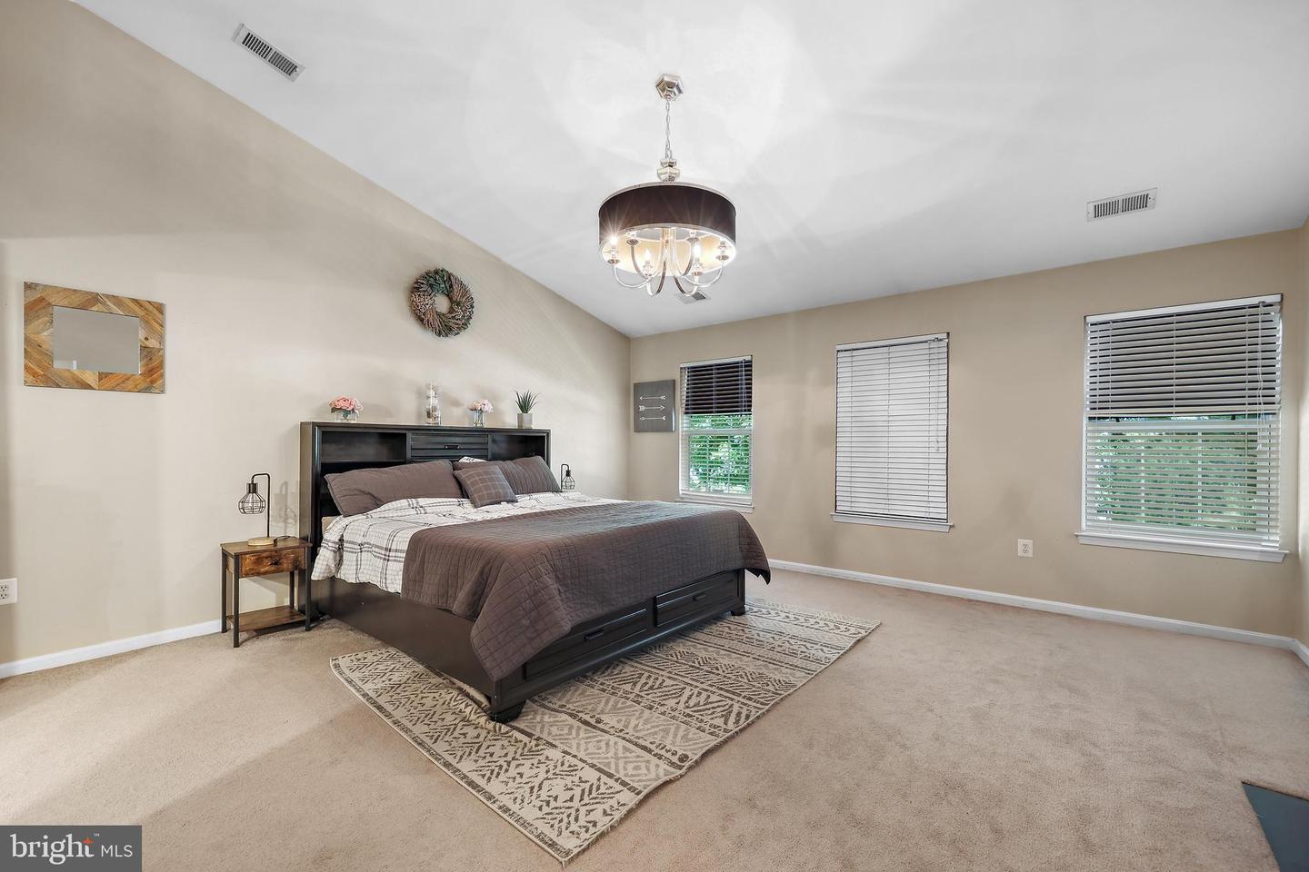5959 LYCEUM LN, MANASSAS, Virginia 20112, 4 Bedrooms Bedrooms, ,4 BathroomsBathrooms,Residential,For sale,5959 LYCEUM LN,VAPW2097002 MLS # VAPW2097002