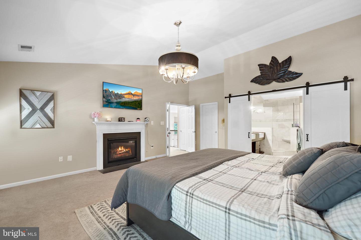 5959 LYCEUM LN, MANASSAS, Virginia 20112, 4 Bedrooms Bedrooms, ,4 BathroomsBathrooms,Residential,For sale,5959 LYCEUM LN,VAPW2097002 MLS # VAPW2097002