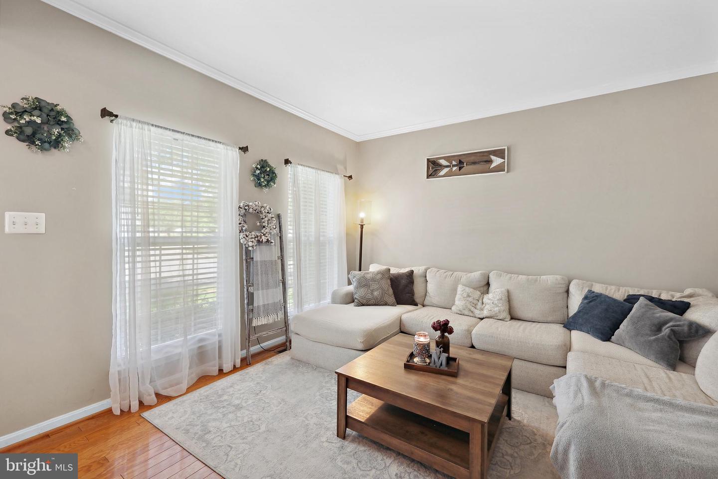 5959 LYCEUM LN, MANASSAS, Virginia 20112, 4 Bedrooms Bedrooms, ,4 BathroomsBathrooms,Residential,For sale,5959 LYCEUM LN,VAPW2097002 MLS # VAPW2097002