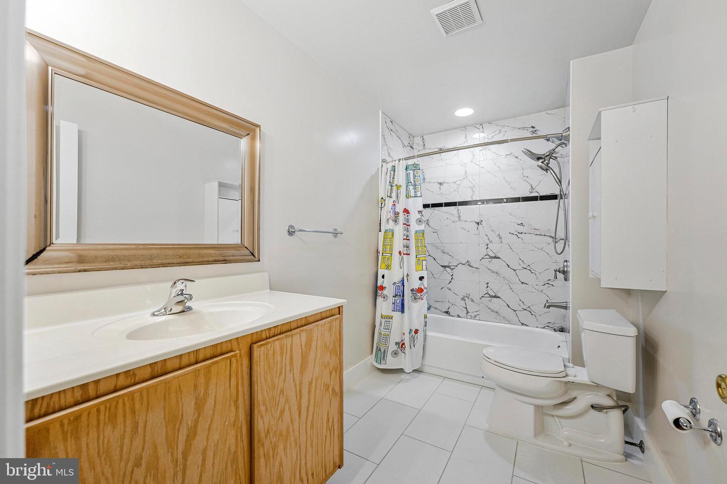 8652 TUTTLE RD, SPRINGFIELD, Virginia 22152, 5 Bedrooms Bedrooms, ,4 BathroomsBathrooms,Residential,For sale,8652 TUTTLE RD,VAFX2247602 MLS # VAFX2247602