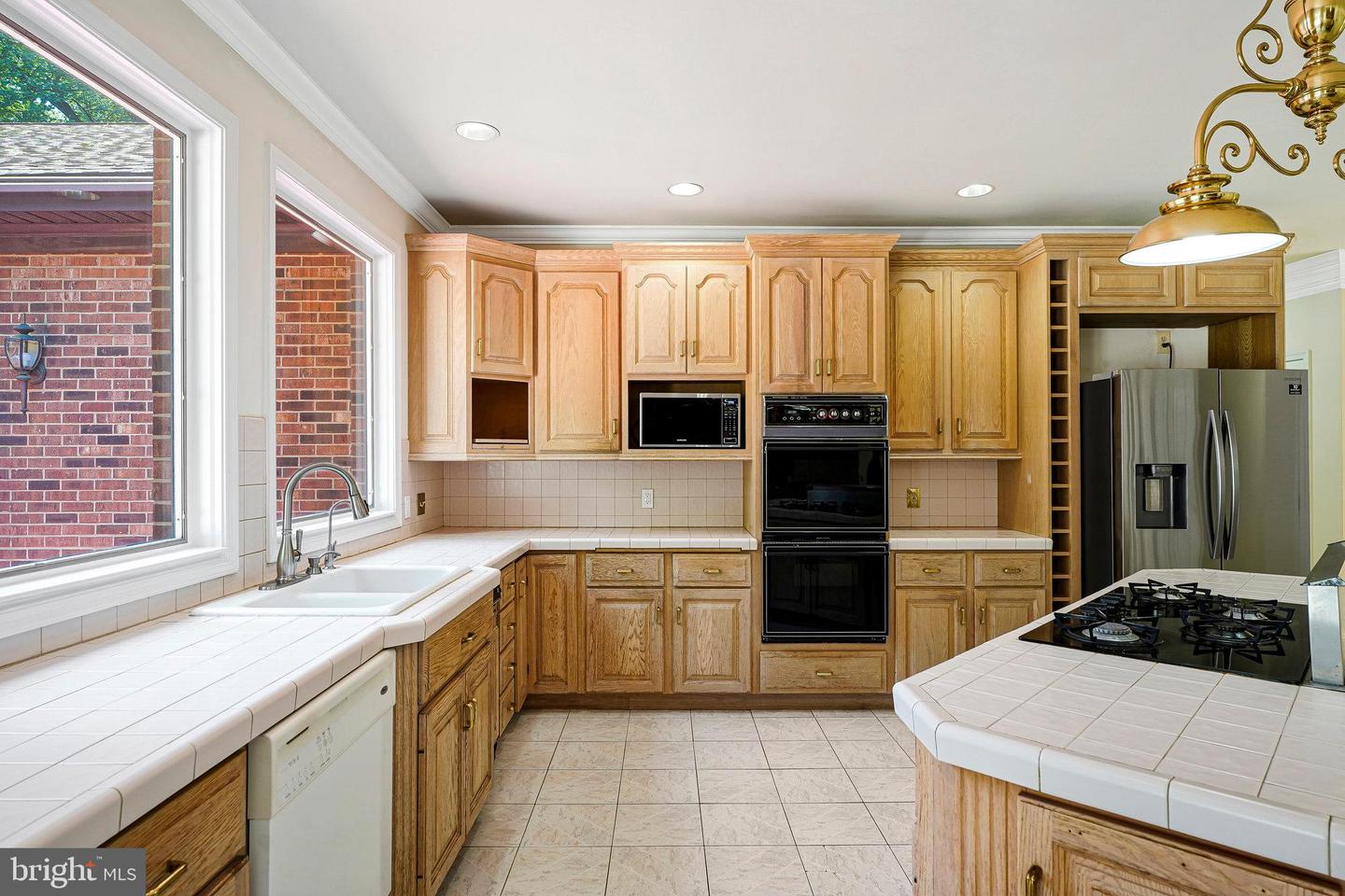 8652 TUTTLE RD, SPRINGFIELD, Virginia 22152, 5 Bedrooms Bedrooms, ,4 BathroomsBathrooms,Residential,For sale,8652 TUTTLE RD,VAFX2247602 MLS # VAFX2247602