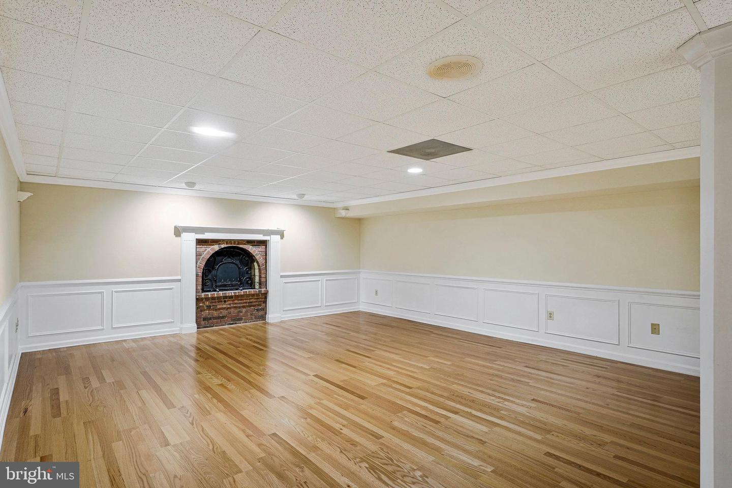 8652 TUTTLE RD, SPRINGFIELD, Virginia 22152, 5 Bedrooms Bedrooms, ,4 BathroomsBathrooms,Residential,For sale,8652 TUTTLE RD,VAFX2247602 MLS # VAFX2247602