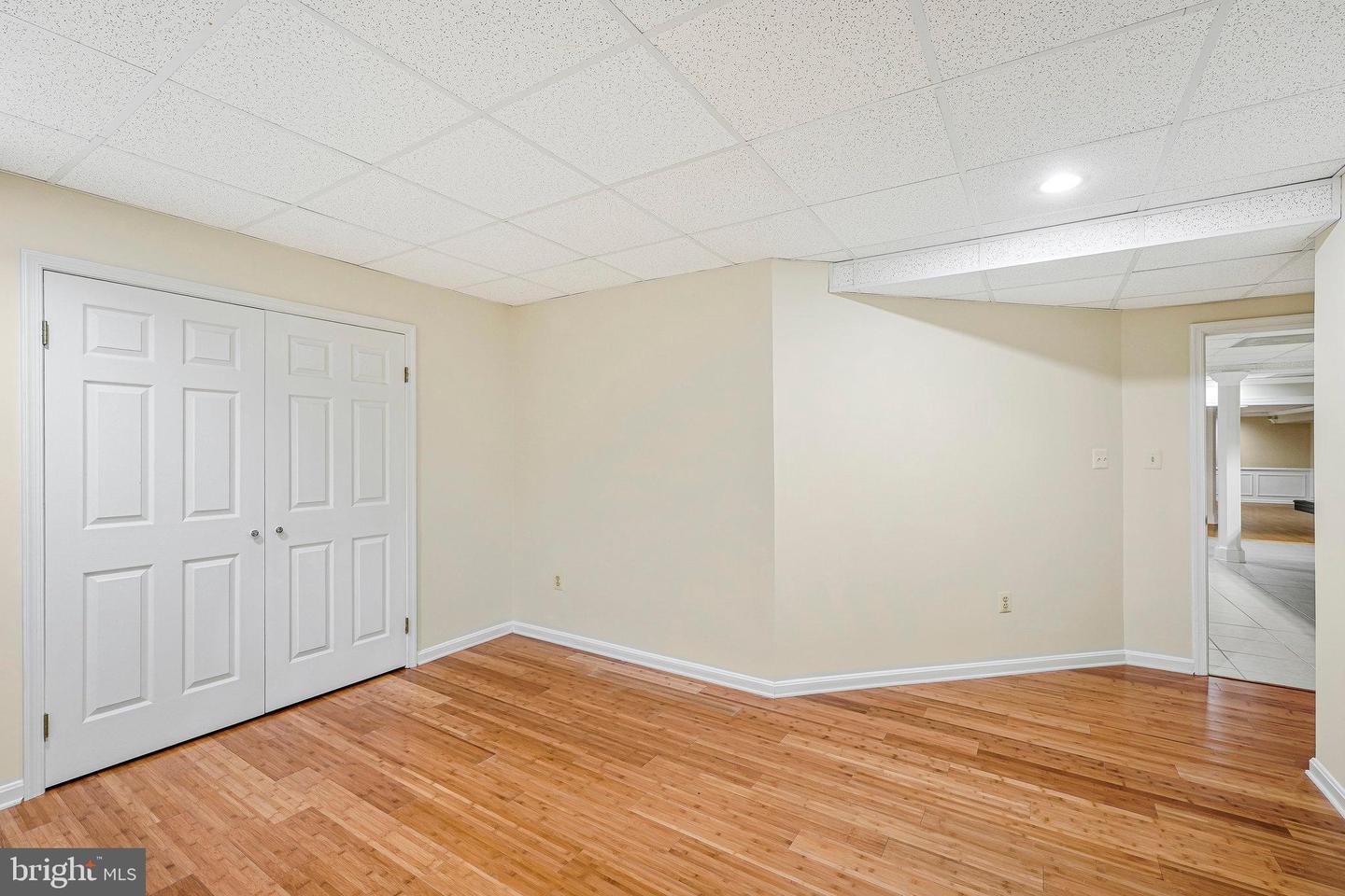 8652 TUTTLE RD, SPRINGFIELD, Virginia 22152, 5 Bedrooms Bedrooms, ,4 BathroomsBathrooms,Residential,For sale,8652 TUTTLE RD,VAFX2247602 MLS # VAFX2247602